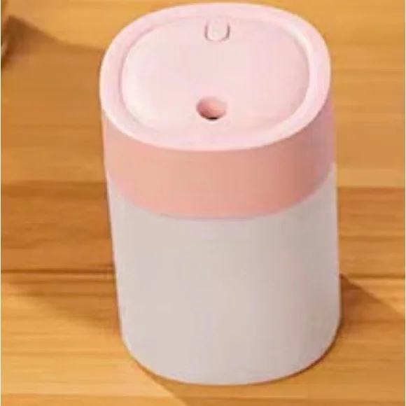 Mini Humidifier/Diffuser - Picture 2 of 5